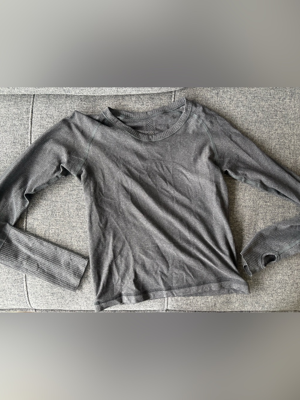 Swiftly Tech Long-Sleeve Shirt Hip Length - Grey